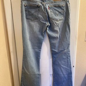 Levi 518 jeans size 9